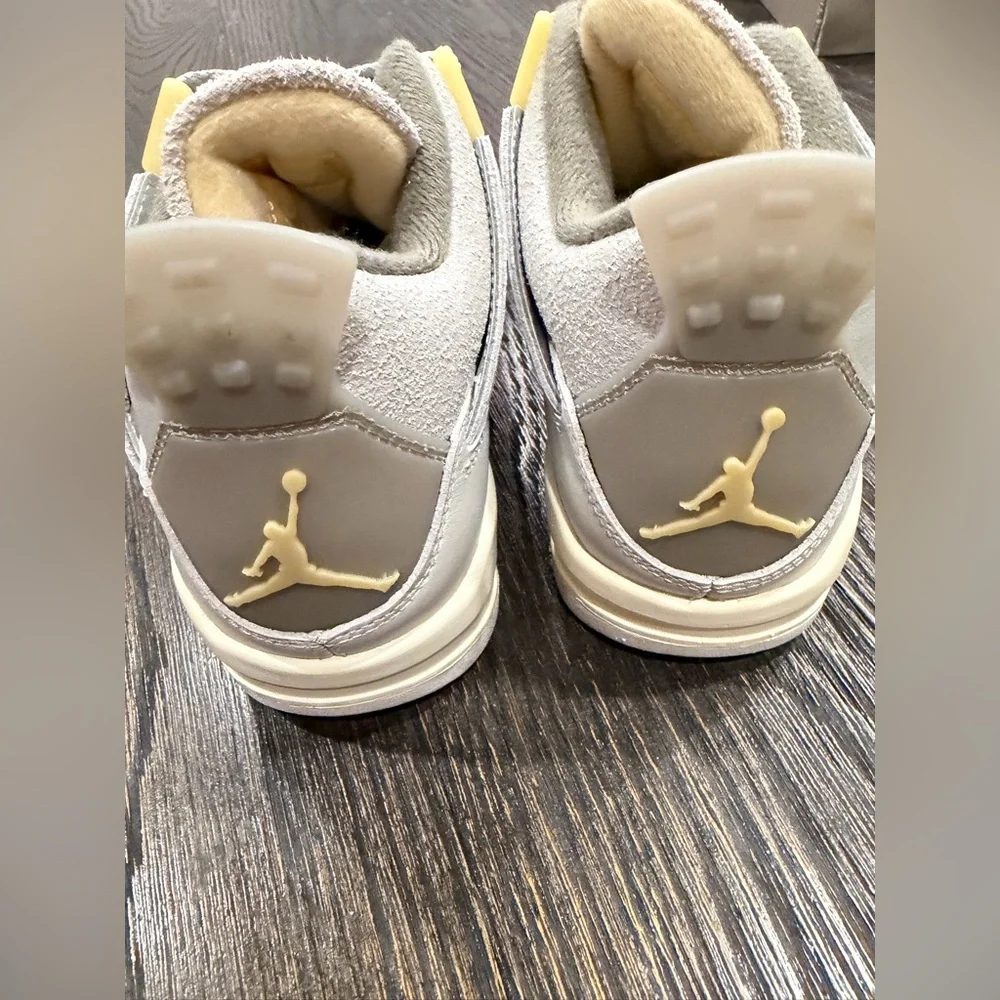 Nike Air Jordan 4 Retro SE Craft Men's Size 4 - Picture 7 of 10